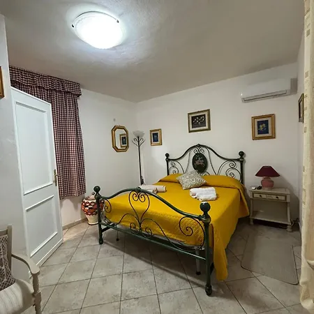 Apartman Maryel Sardinia Con Giardino