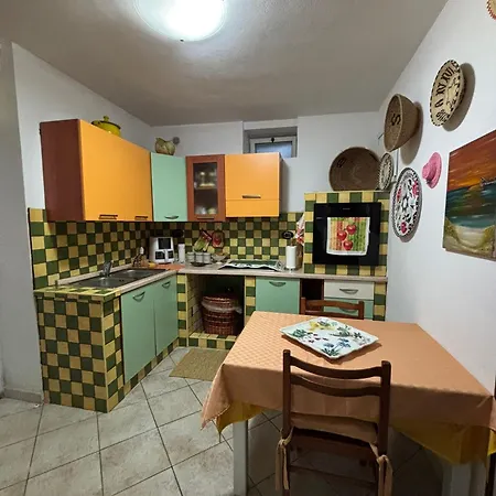 Maryel Sardinia Con Giardino Apartman Sennori